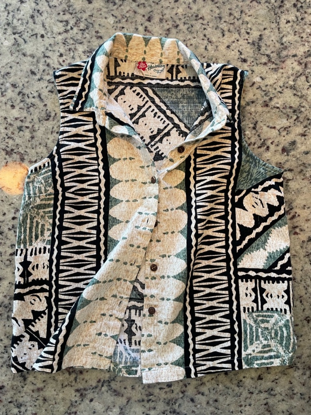 Hilo Hattie Black, Teal and Cream Tribal Print Sleeveless Top M